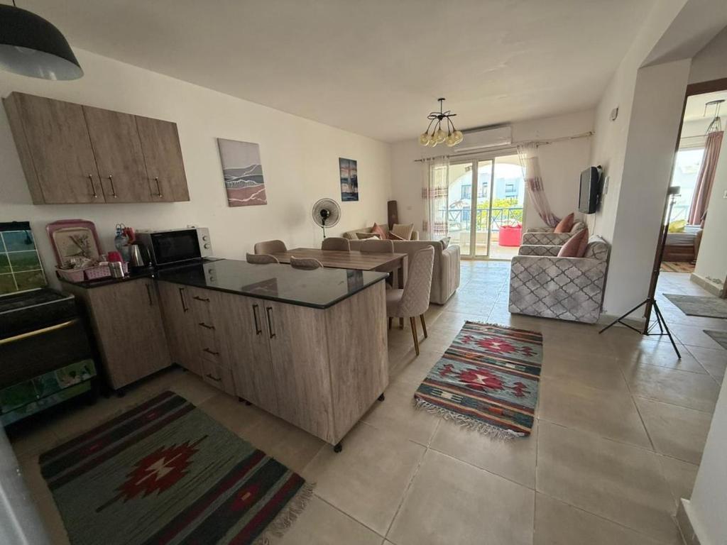 Η κουζίνα ή μικρή κουζίνα στο Mountain View,MVRS05,Appartment Pool View1st floor