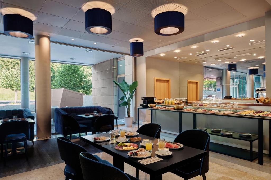 Hotel Antik San Sebastián - 2