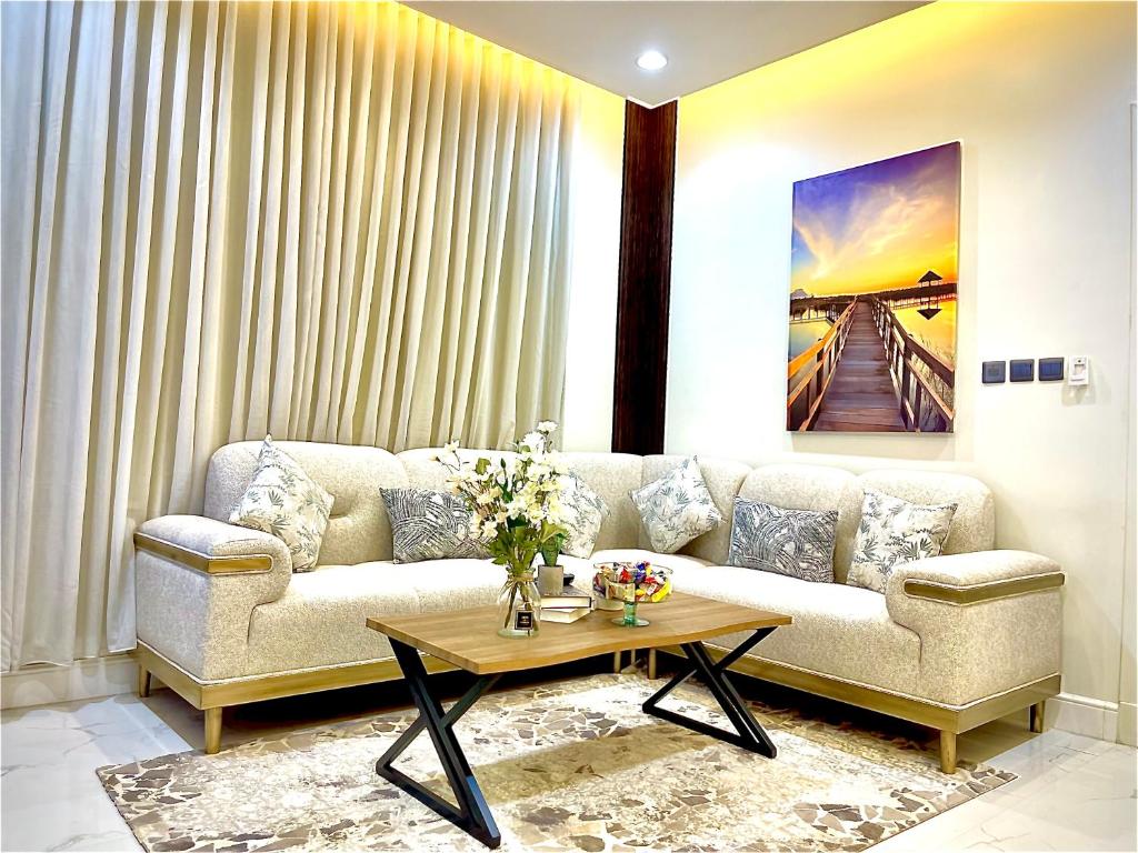 พื้นที่นั่งเล่นของ the paradise