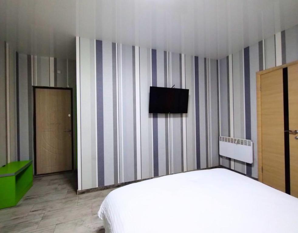 Bezpechni apartamenty na tsokolnomu poversi bilia metro photo 5