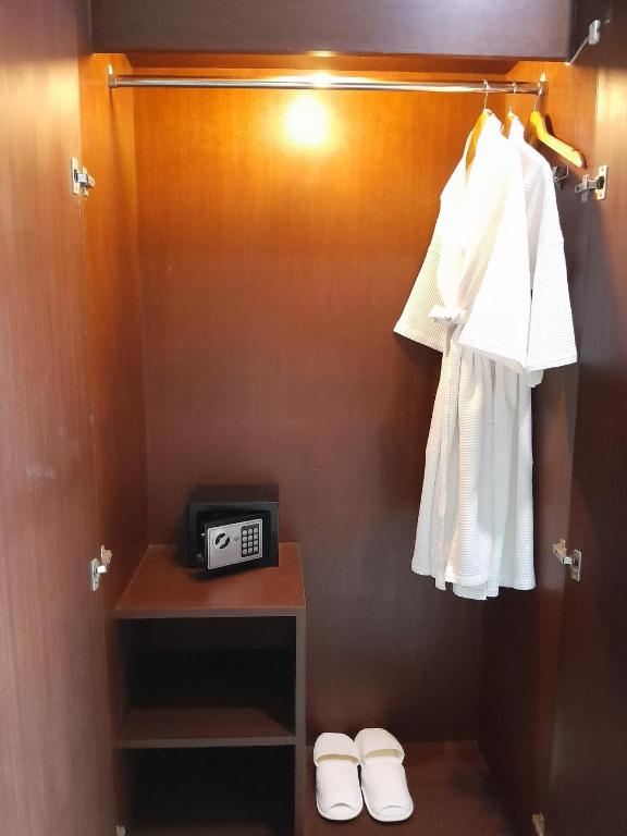 Sereneburi Patong Hotel - Resim 27