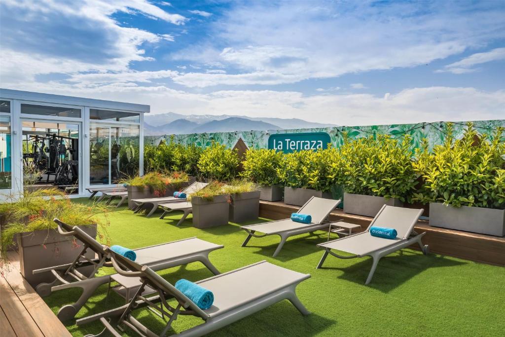 Nespecifikovaný výhled na hory nebo výhled na hory při pohledu z hotelu