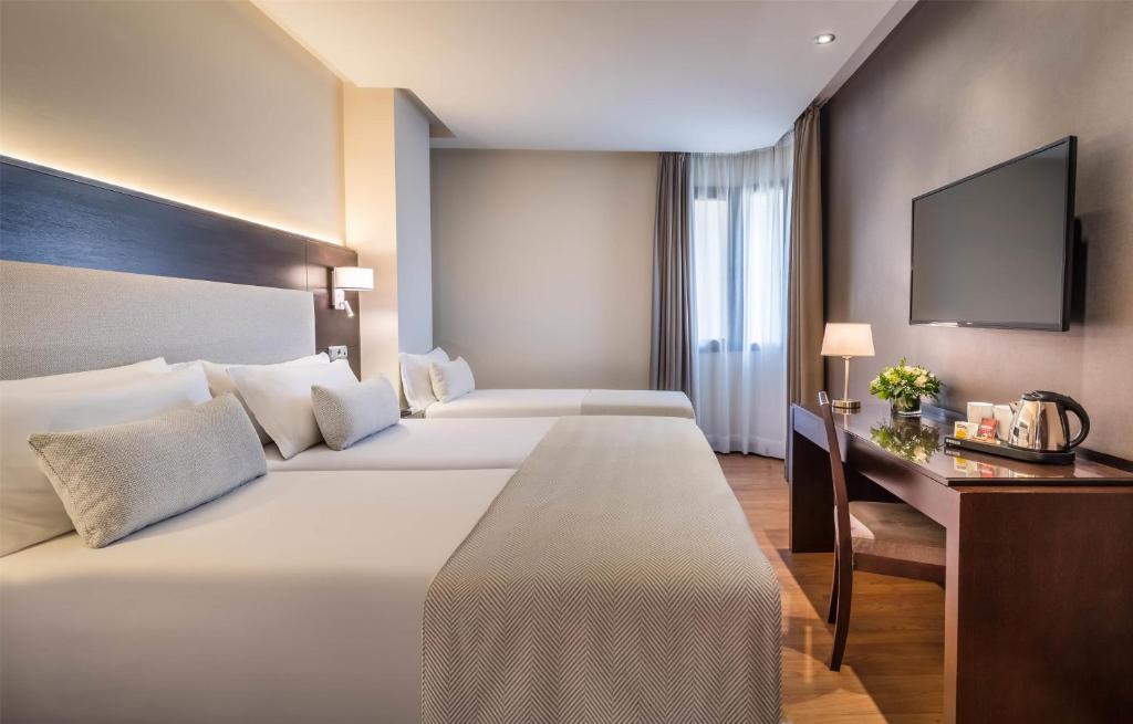 Occidental Granada - Habitación Triple (3 Adultos)