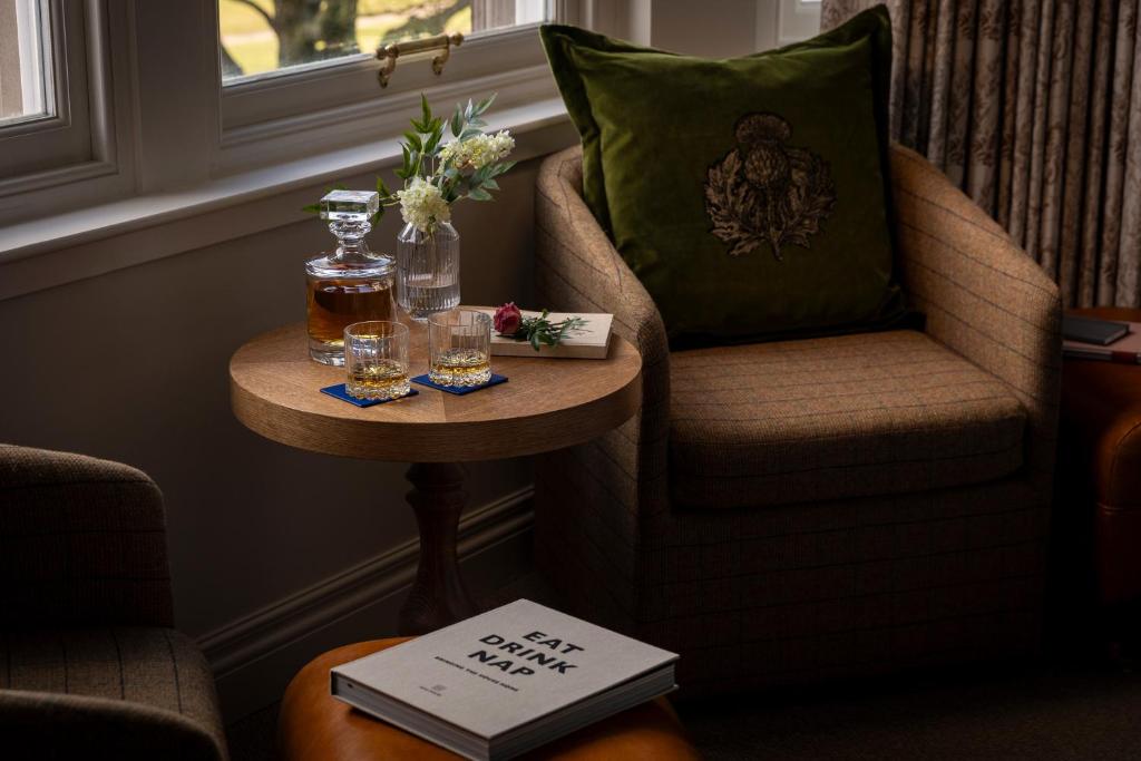 Seaton House - 