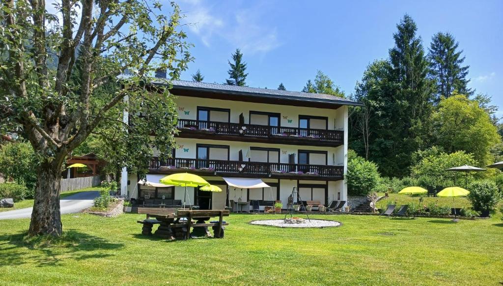 Zahrada ubytování Pension & Apartments Weissbriach