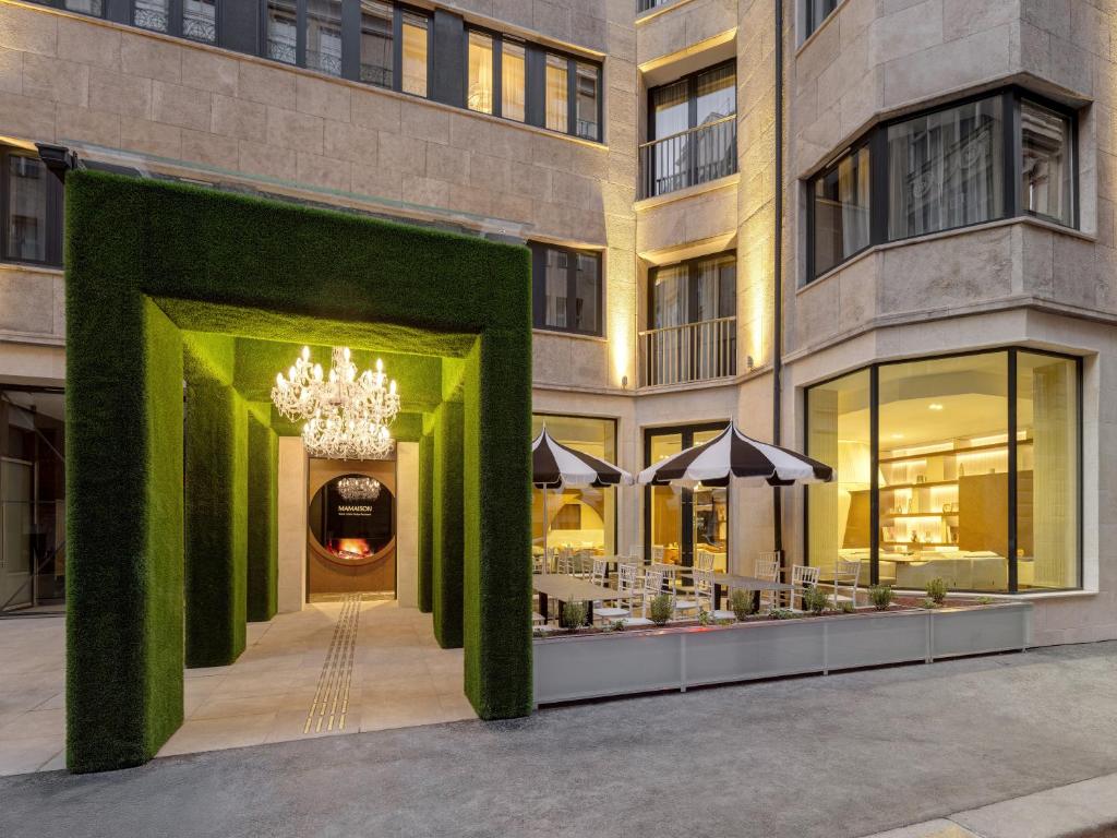 Mamaison Hotel Chain Bridge Budapest - Resim 2