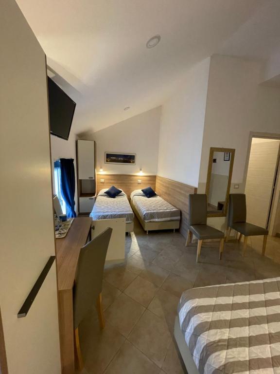 Hotel Montecarlo - Resim 15