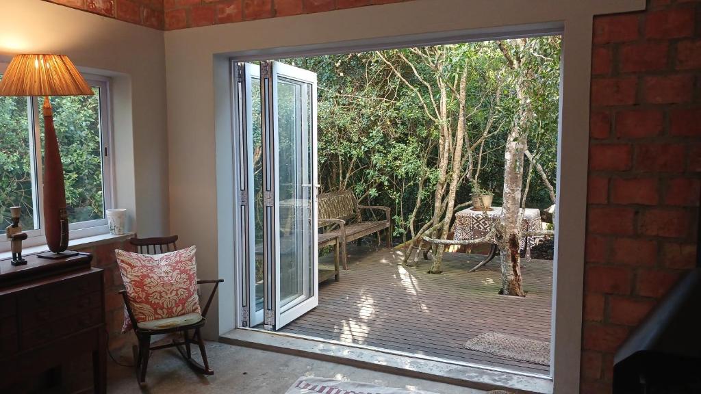 Gallery image of No Eight Guesthouse in Gqeberha
