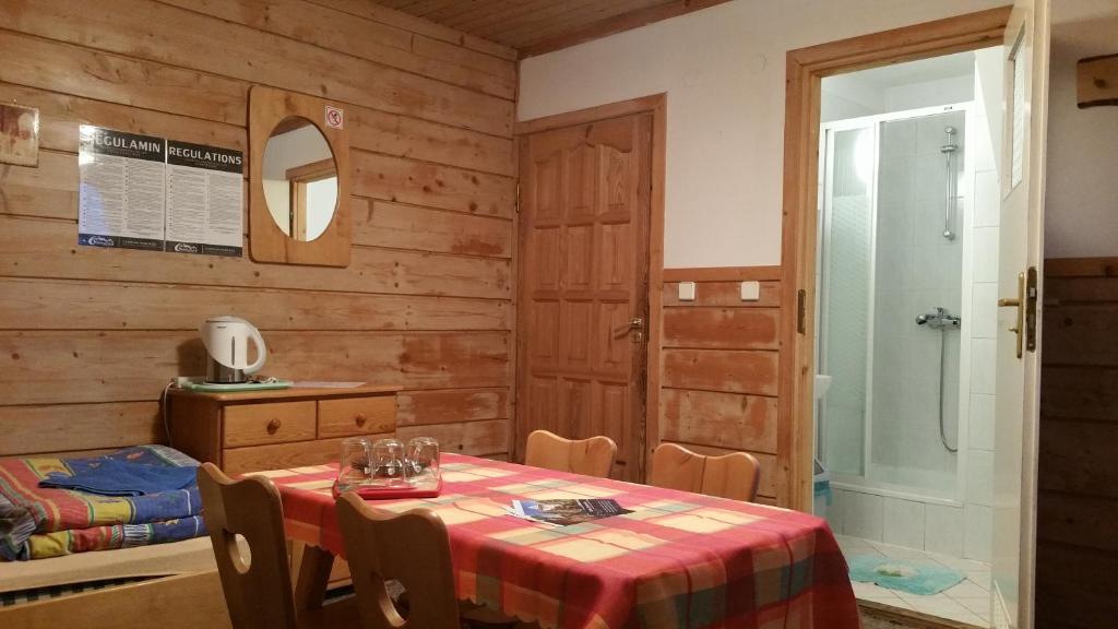 Fotografia z galérie ubytovania Camping Harenda Pokoje Gościnne i Domki v Zakopanom