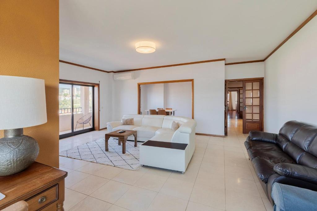 Panoramic View Apartment, By Home Match