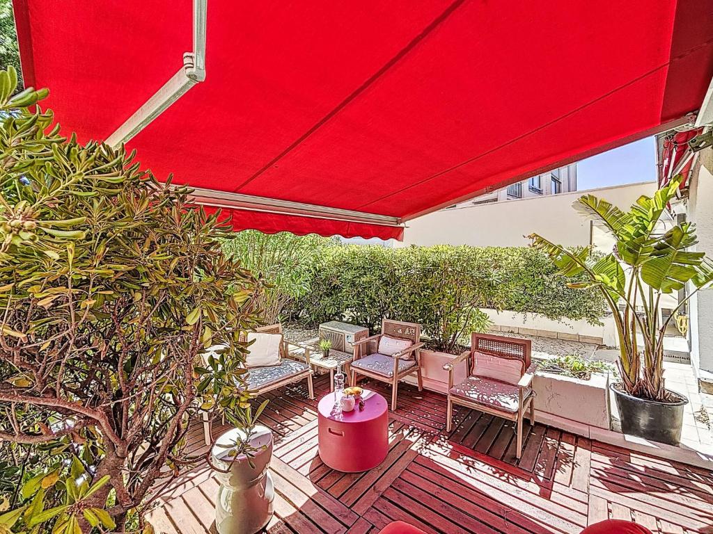 Apartment Les Marquises-3 by Interhome