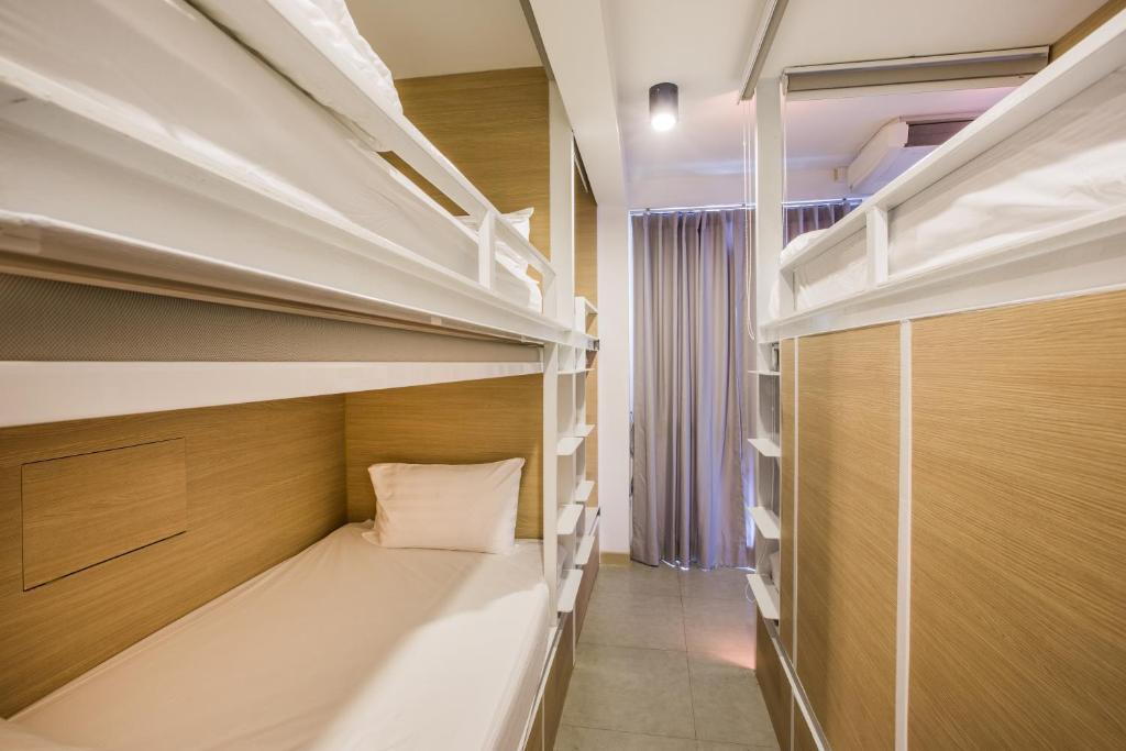 Snoozz Hotel Krabi - Litera En La Habitación Del Dormitorio Femenino