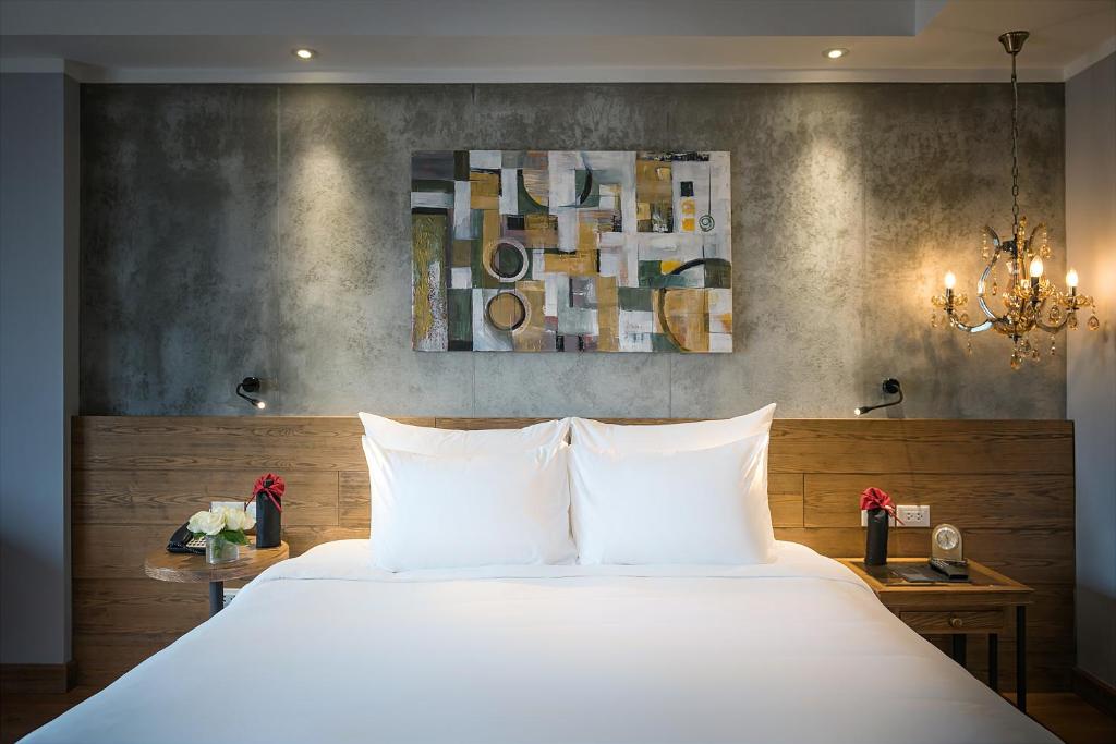 Bespoke Trendy Hotel Hanoi - 17