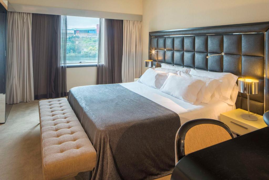 NH Coimbra Dona Ines - Resim 2