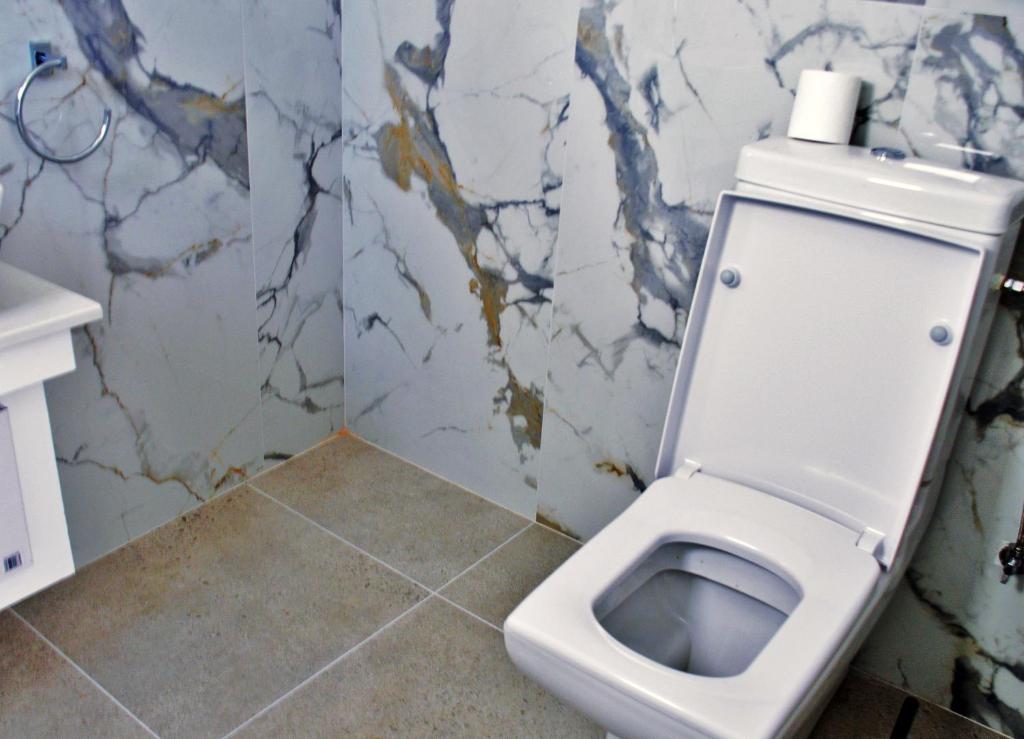 Lovely Hot-L - Resim 38