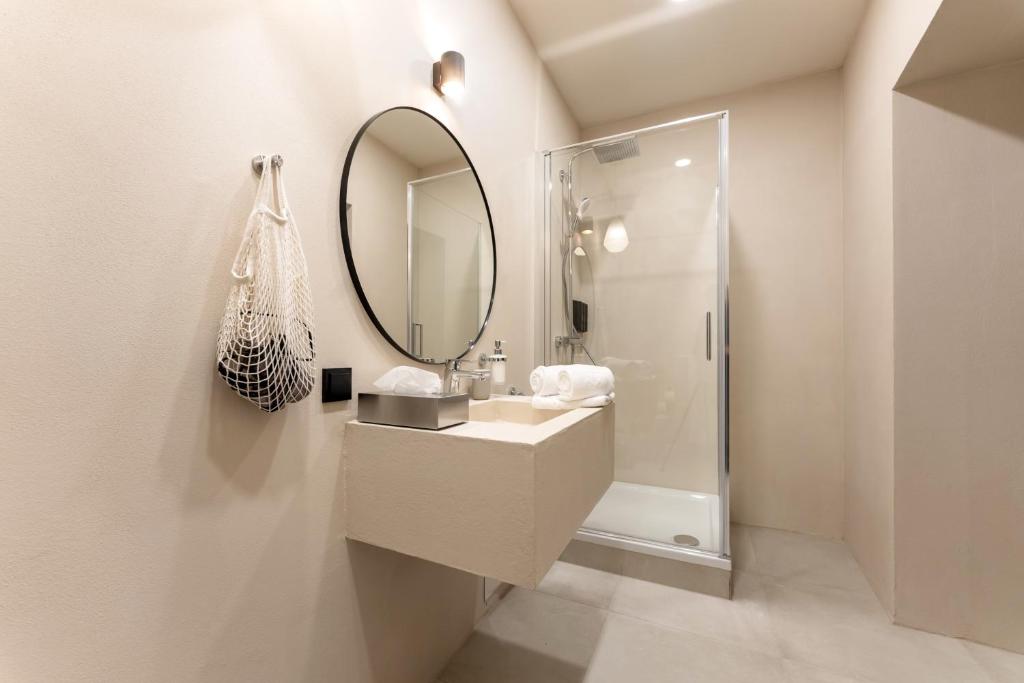 Aparthotel Lavilo Main Square - Resim 32