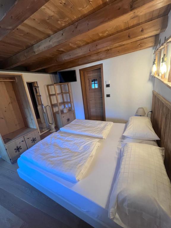 BeB LUCA76 - Superior Double Or Twin Room With Mountain View