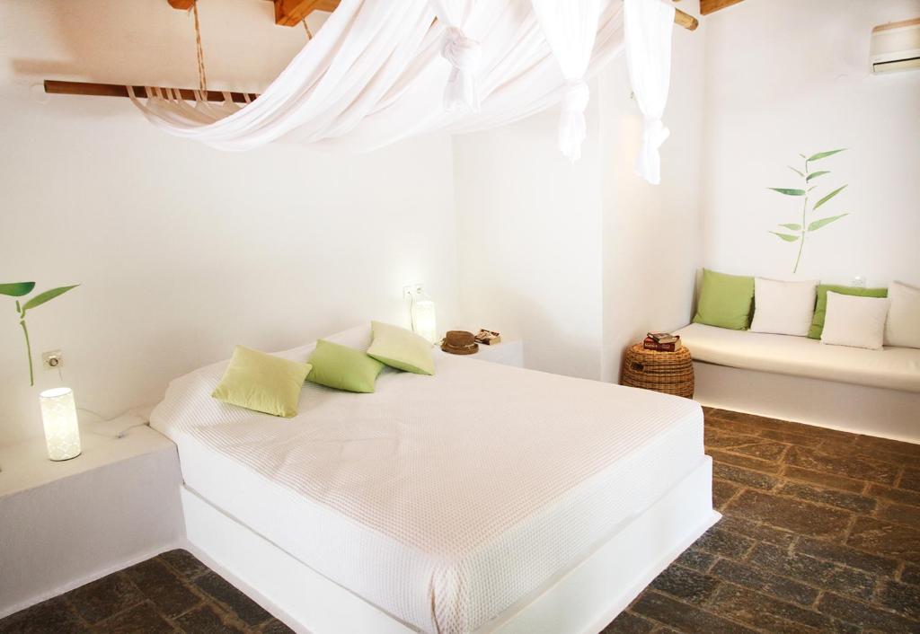 Skiathos Holidays Suites & Villas - 