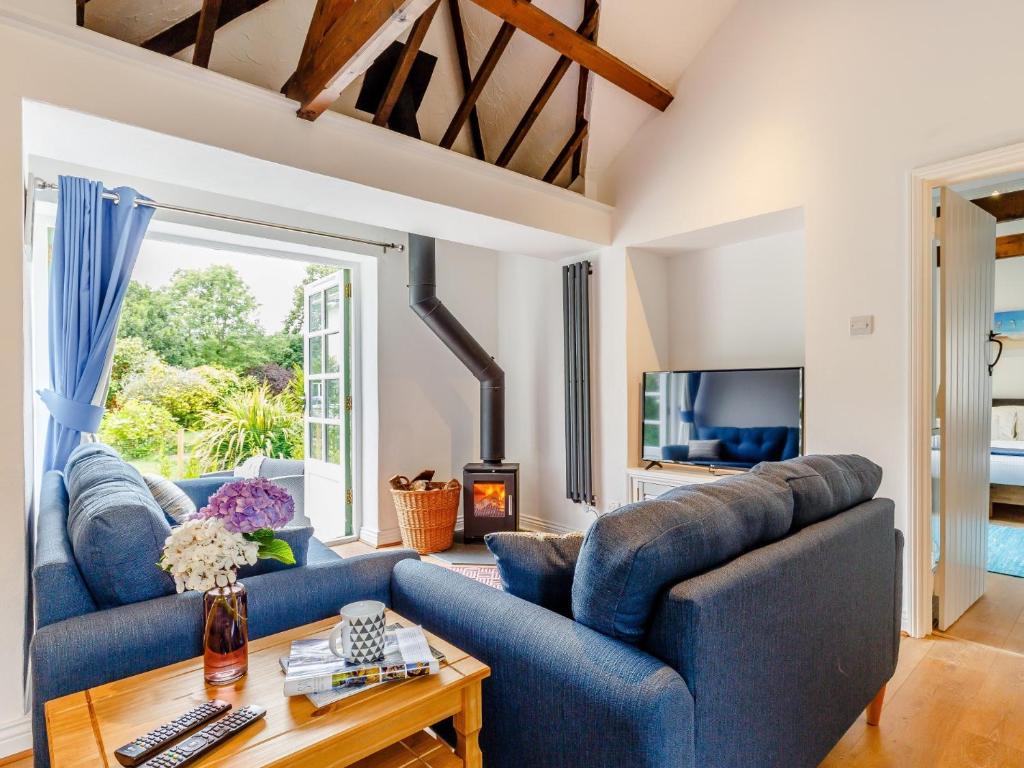Μια τηλεόραση ή/και κέντρο ψυχαγωγίας στο 2 Bed in Falmouth 78620