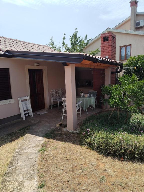 Ginas Appartment