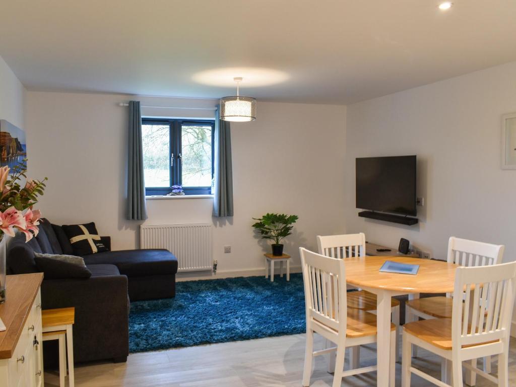 Μια τηλεόραση ή/και κέντρο ψυχαγωγίας στο St Andrews Place