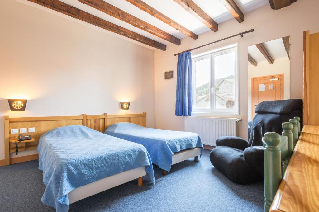 Logis Hotel Restaurant Auberge Les Rives de l'Arzon - Large Double Or Twin Room