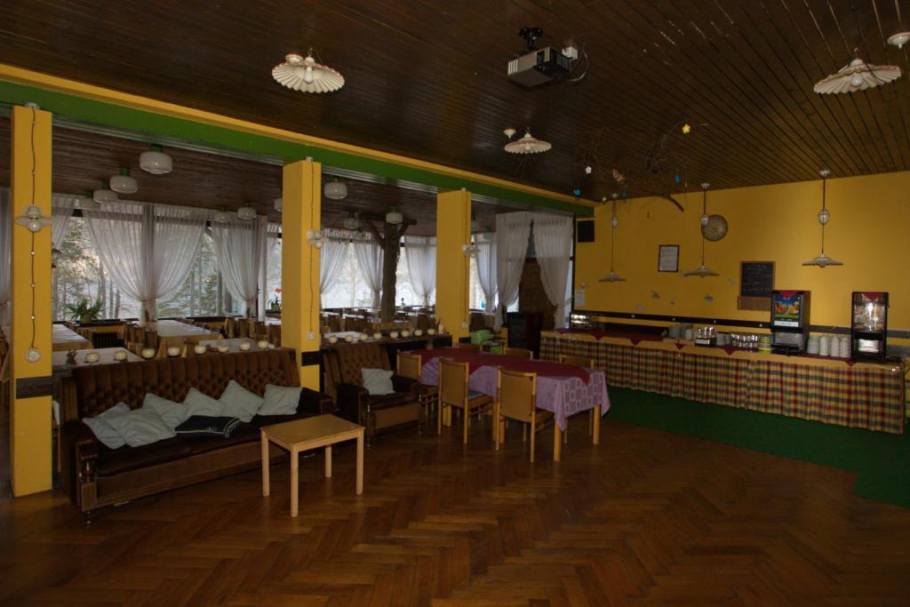 Restaurace v ubytování Hostel pod Voglom