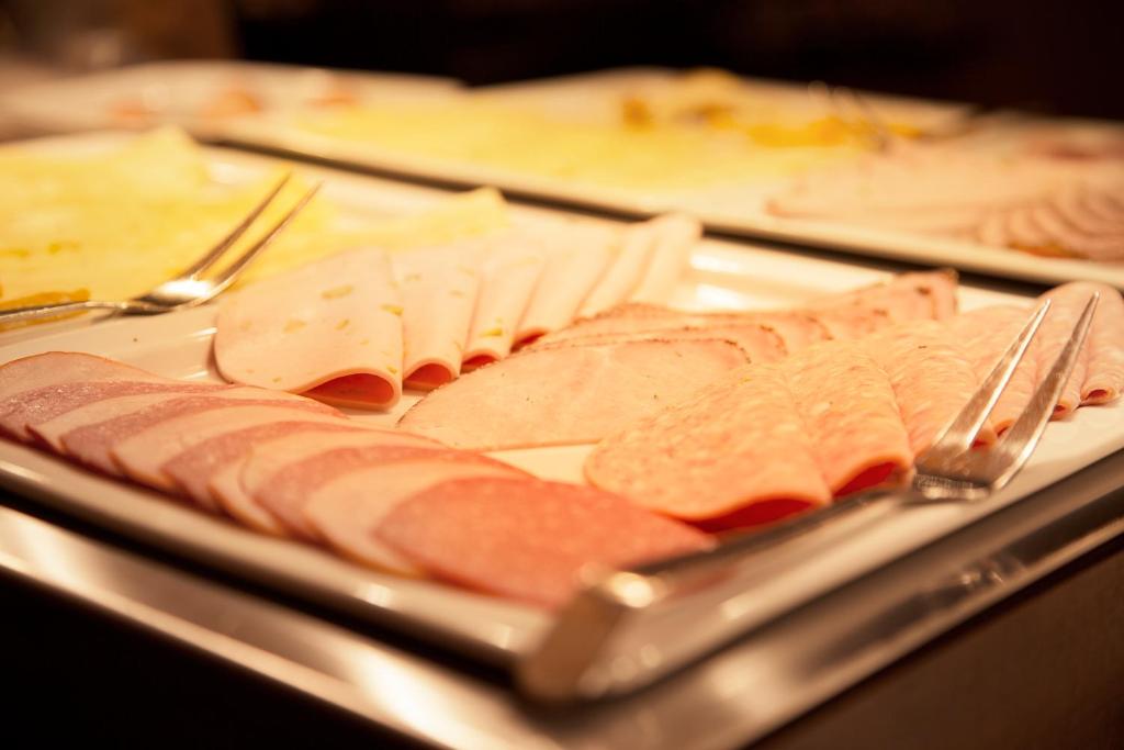 TOWNHOUSE Hotel - Resim 31