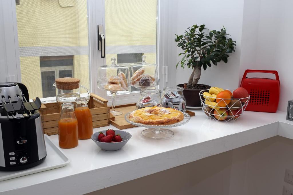 PETIT B&B - in centro a due passi dalla stazione e dai traghetti - 14