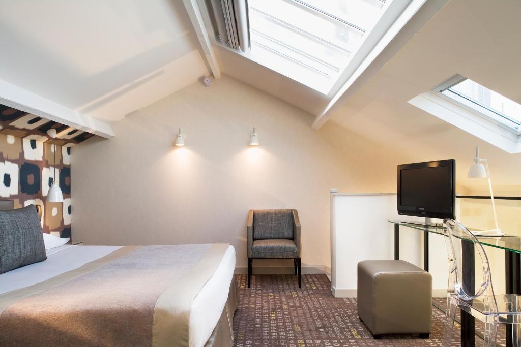 Hôtel A La Villa des Artistes - Resim 3