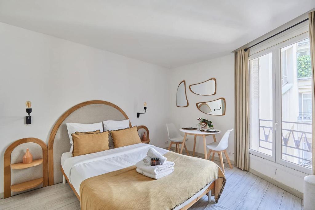 Modern Suite Champs Elysées Trocadero by SP