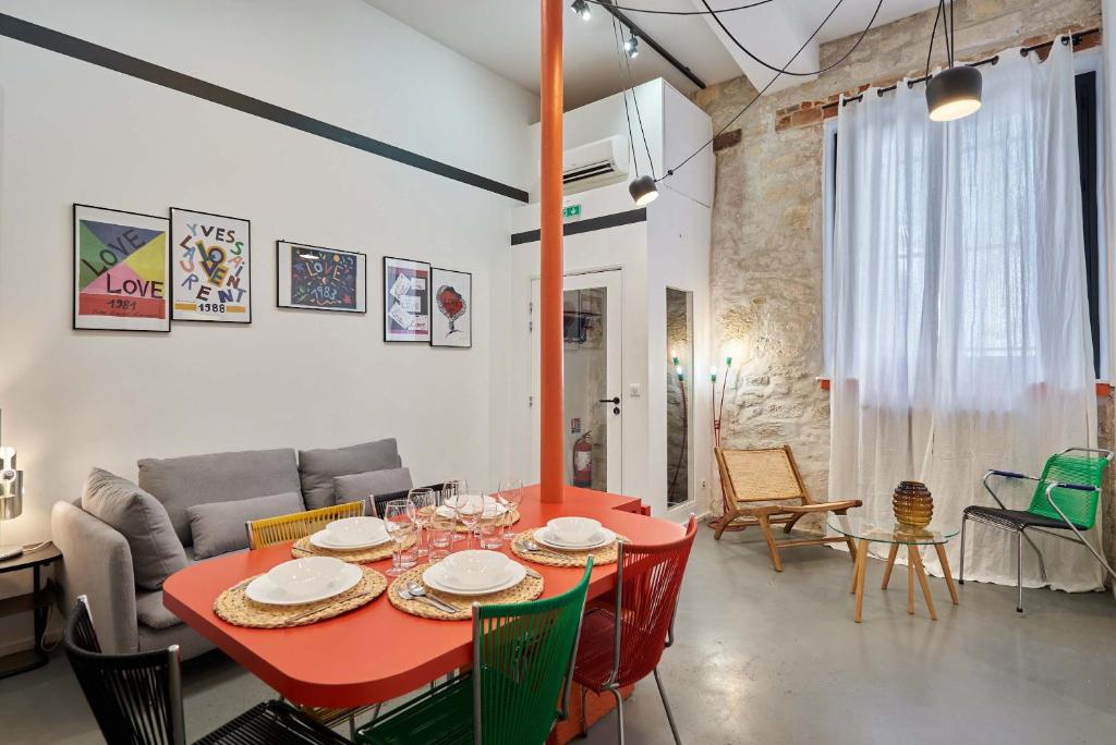 Superb Apartment Le Marais Center of Paris