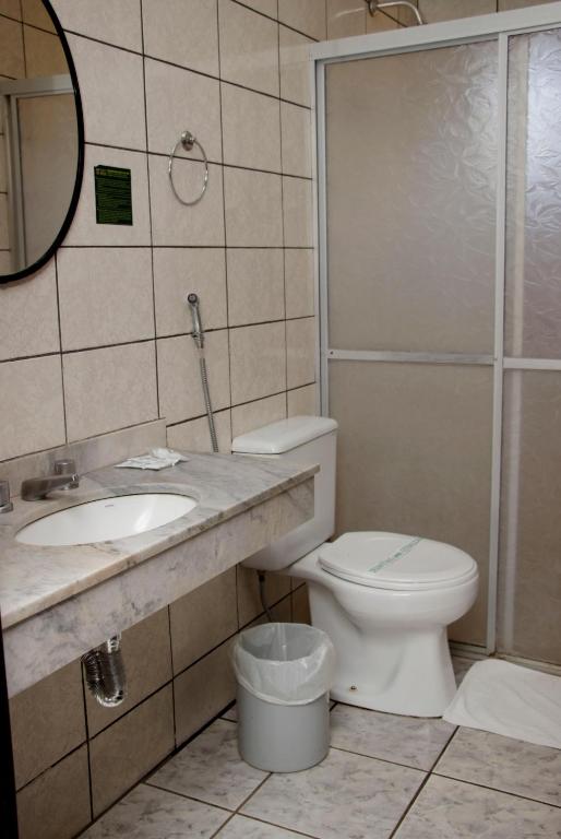 Koupelna v ubytování Hotel Midas