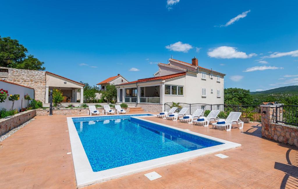 Πισίνα στο ή κοντά στο Nice Home In Cvrljevo