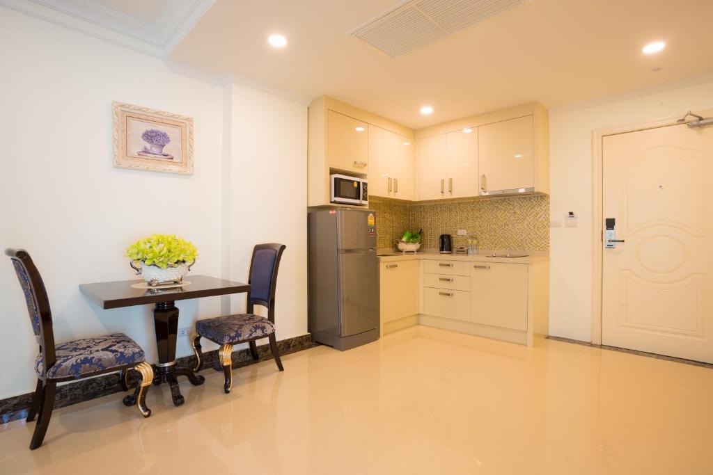 LK Celestite - Resim 12