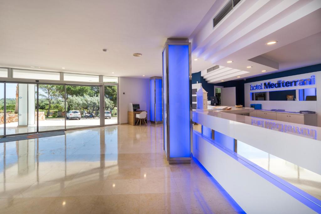 Globales Mediterrani, Cala Blanca – Updated 2022 Prices