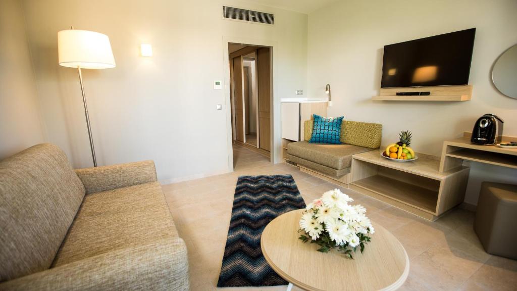 TUI BLUE Palm Garden - Suite