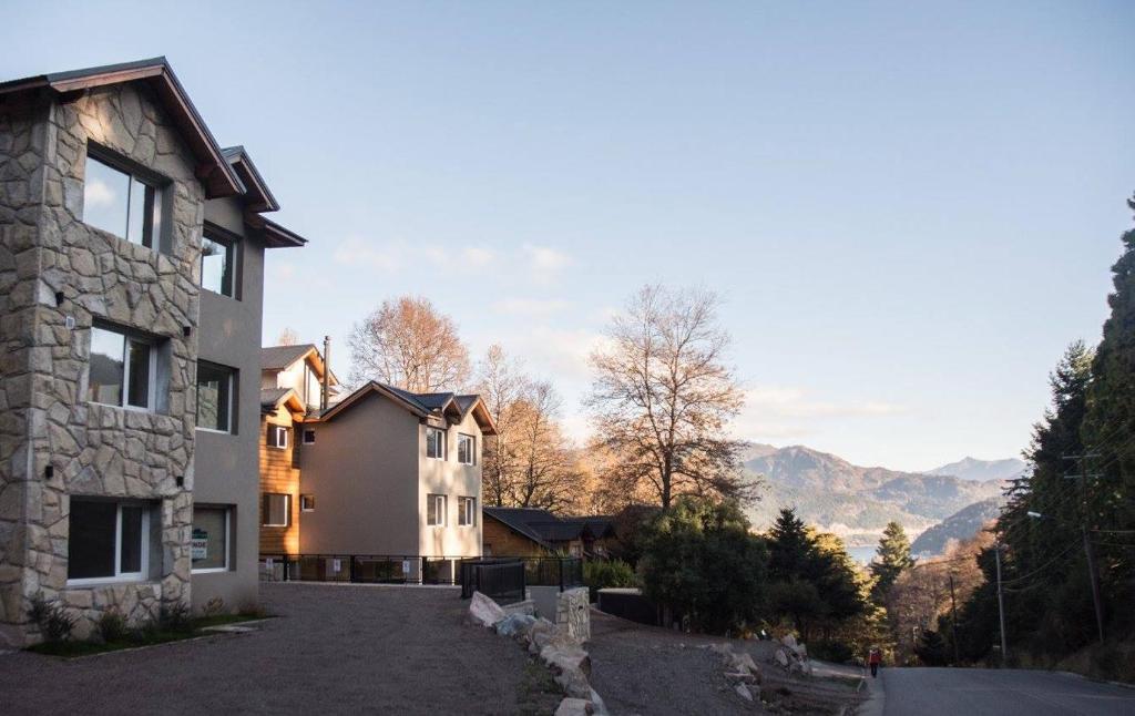 Casa con vistas a las montañas en Altos de la Montaña en San Martín de los Andes