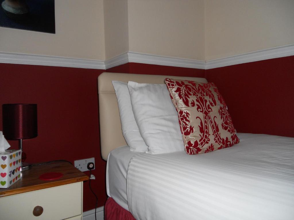 All Seasons Guest House - Classic Single Room