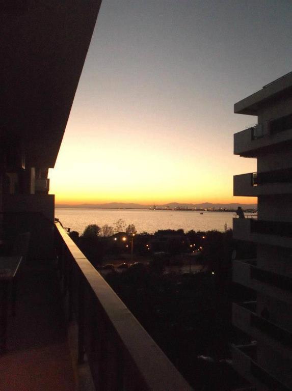 Promenade Apartment With Sea View YR11