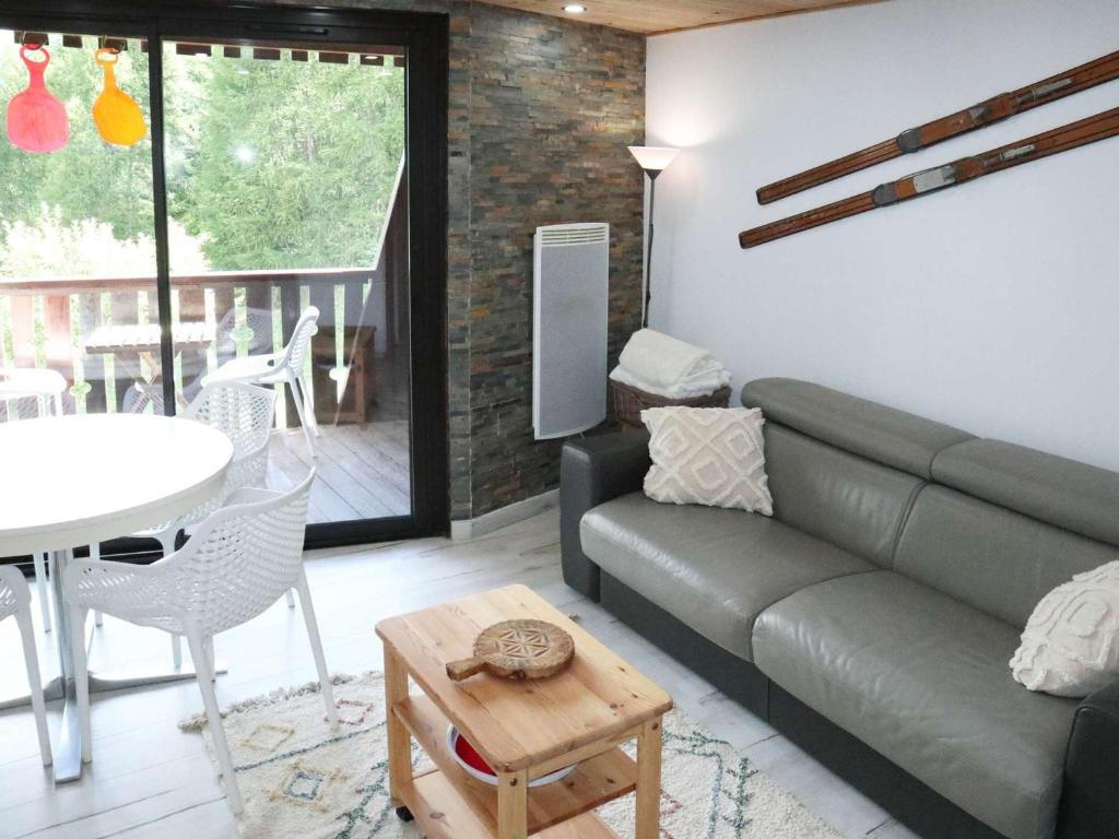 Studio cosy bord de piste aux Orres avec balcon, animaux acceptés - FR-1-322-667
