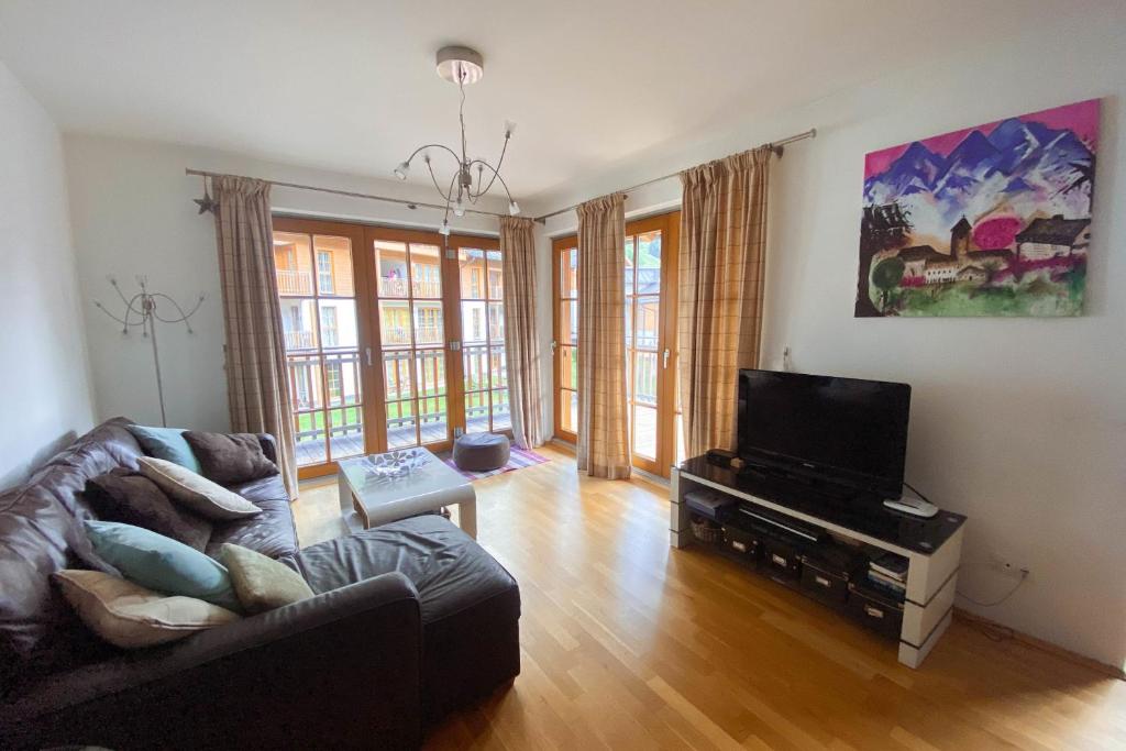 Μια τηλεόραση ή/και κέντρο ψυχαγωγίας στο Jana 4 by SMR Rauris Apartments - inc Spa and near Gondola