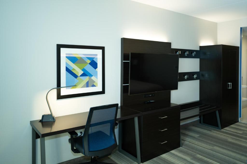 Holiday Inn Express & Suites Franklin - Berry Farms by IHG - Habitación Estándar Con Dos Camas Queen