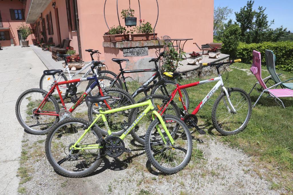 Jízda na kole v ubytování Agriturismo Al Brich nebo okolí