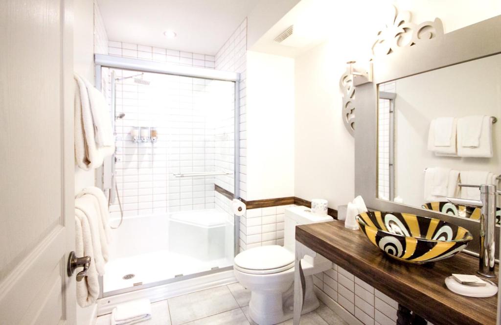 Auberge Place d'Armes - Par Aneyro - Resim 34