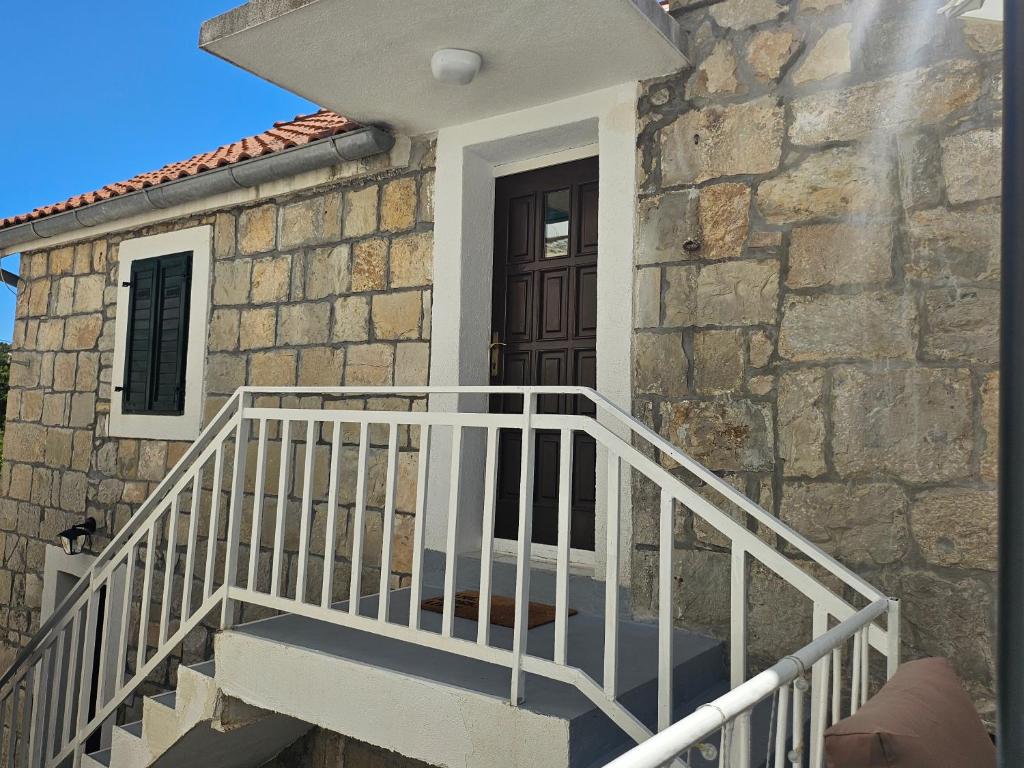 Fotografija v galeriji nastanitve Studio apartment Jelinek v mestu Brela