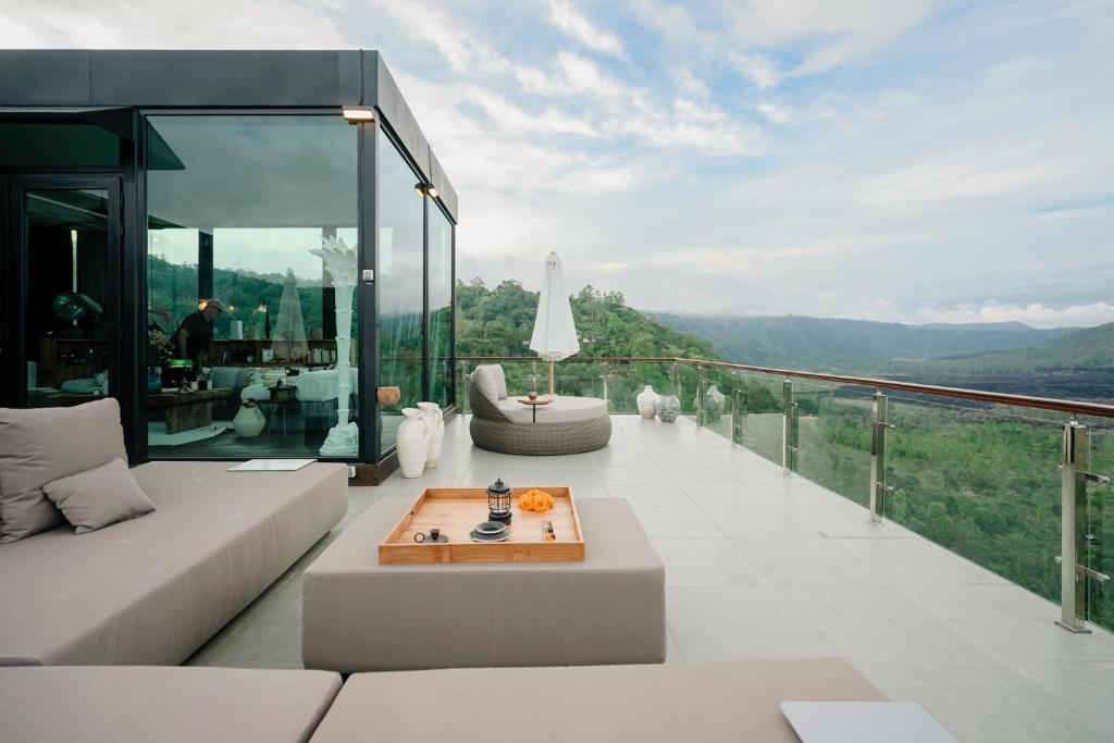 Gallery image with a fresh perspective