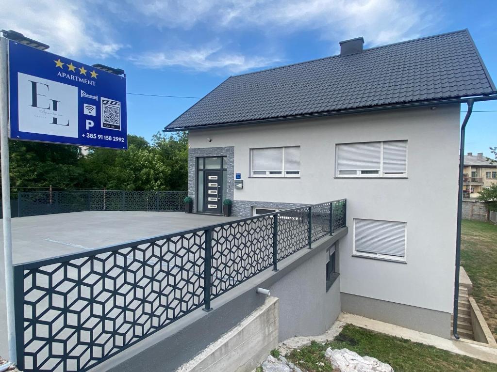 Galeriebild der Unterkunft Apartment and rooms EL in Ogulin