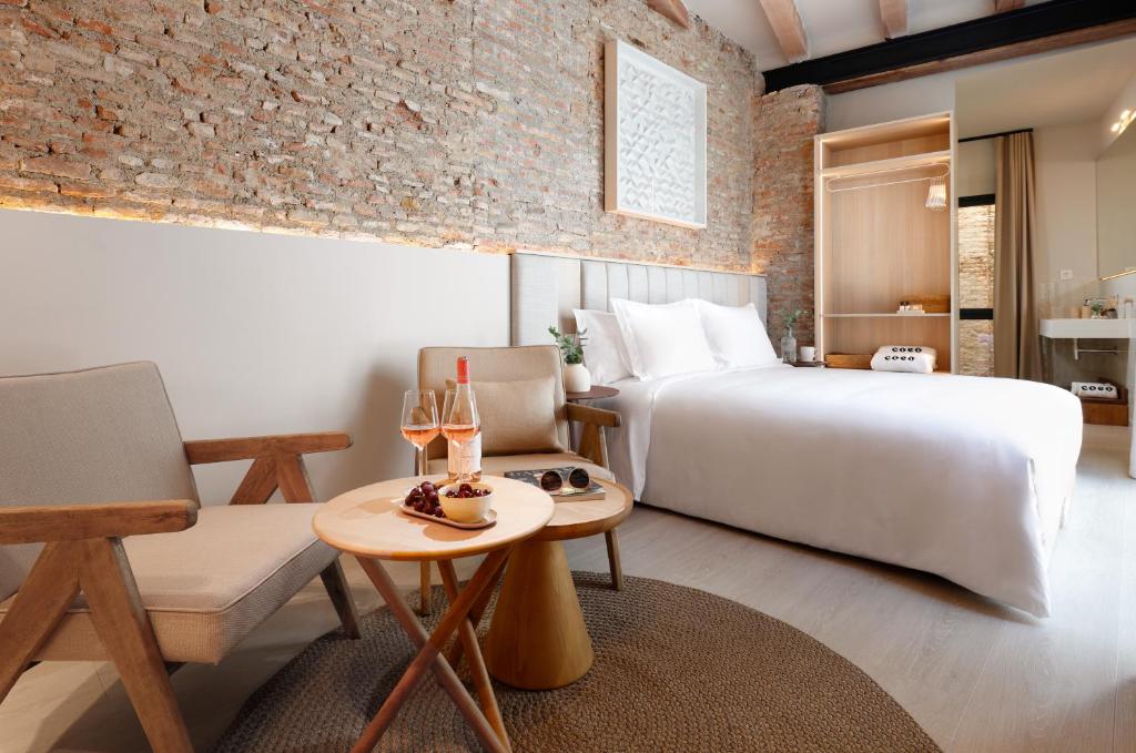 Coeo Santa Maria Cathedral Signature Apartments - 12