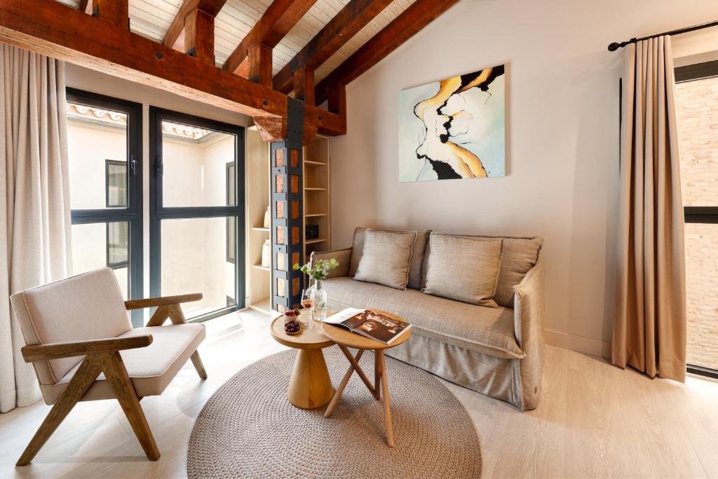 Coeo Santa Maria Cathedral Signature Apartments - 3